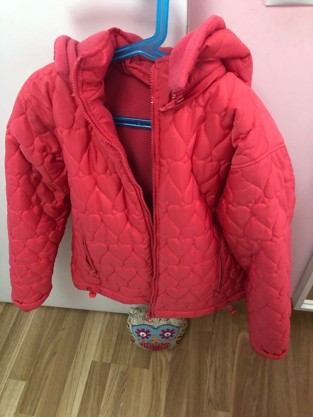 Abrigo acolchado niña corazón rosa