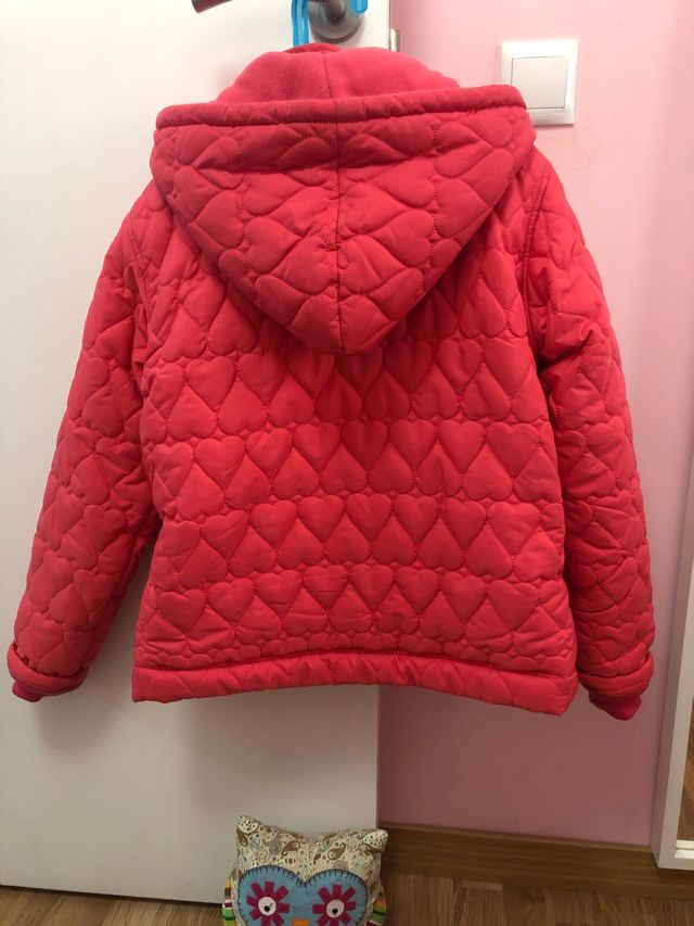 Abrigo acolchado niña corazón rosa