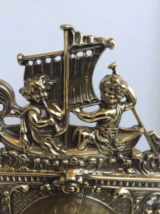 Orologio da tavolo in bronzo dorato