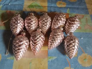 Decoración Navidad: Bolas y Piñas + Luces