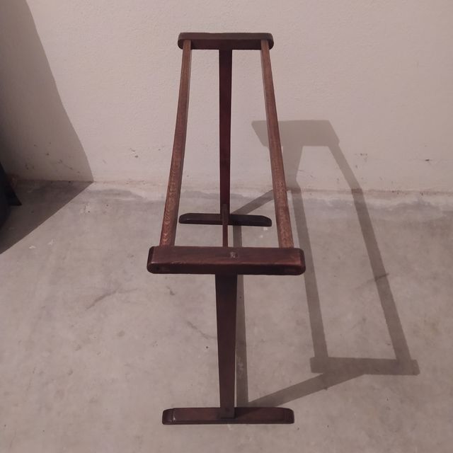 Toallero de madera antiguo