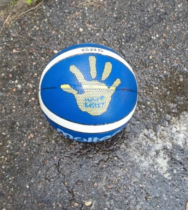 Pallone basket Molten blu taglia 5