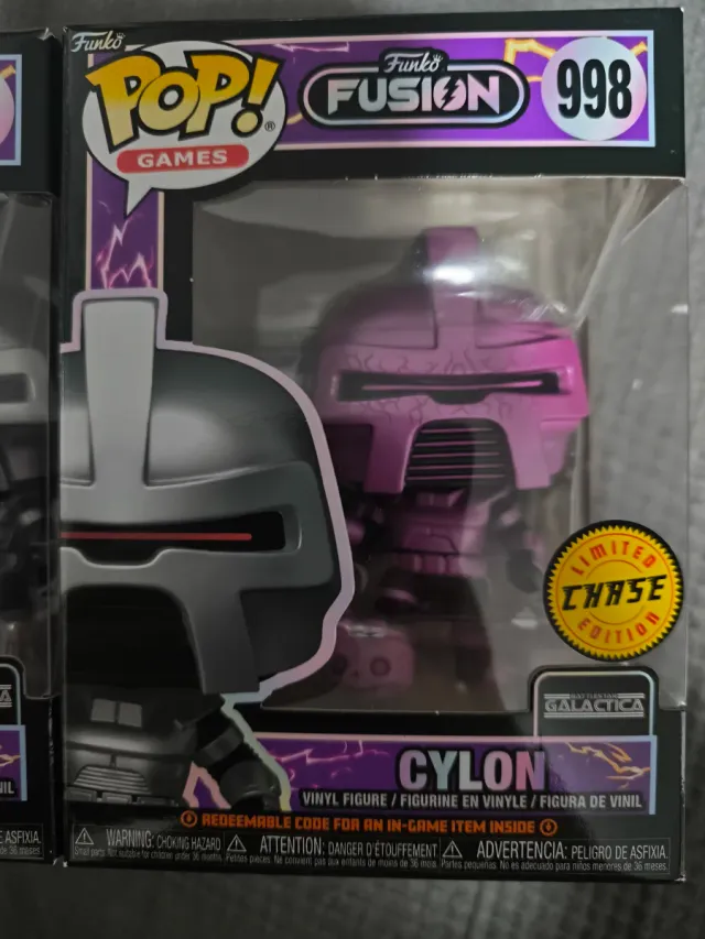 Funko Pop Cylon 998 Chase y Normal