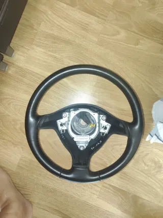 Volante Golf MK4 GTI Cuero