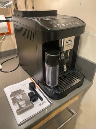 Cafetera DeLonghi Magnífica EVO