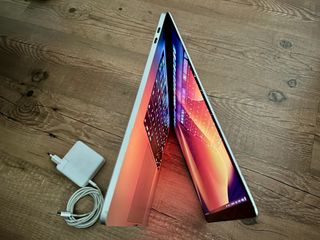 MacBook Pro Retina 15"2017+i7+500Gb.SSD+16GB RAM