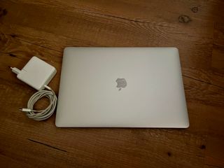 MacBook Pro Retina 15"2017+i7+500Gb.SSD+16GB RAM