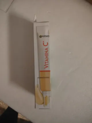 Garnier Vitamina C Contorno Occhi Illuminante