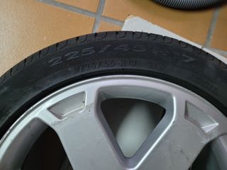 Llanta Audi montada en neumatico Pirelli 225/45R17