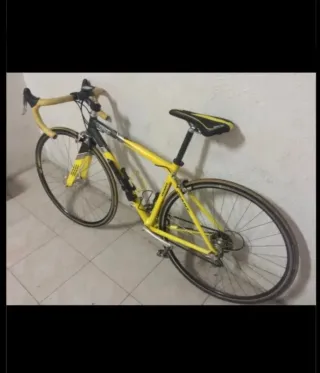 Bicicleta GIANT Mujer Amarilla