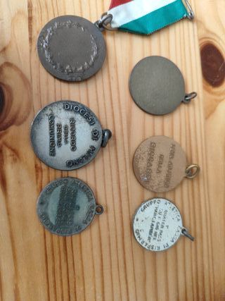 Lotto di 6 medaglie vintage anni '60