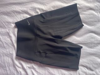 Nike Mallas Cortas Universa Talle Alto Talla M