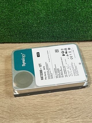 Disco duro 12TB Plus Series SATA HDD 