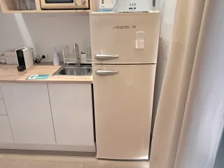 Frigorífico Nevera Retro Vintage Crema beige