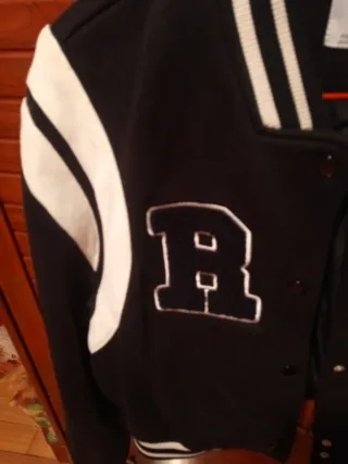Chaqueta Bomber Bershka Talla S