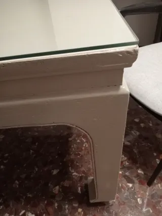 Mesa Oriental Madera Maciza y Cristal