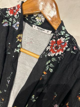 Body Pull&Bear estampado floral