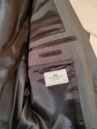 Traje de caballero gris