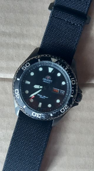 Reloj Orient Raven Negro y Plateado