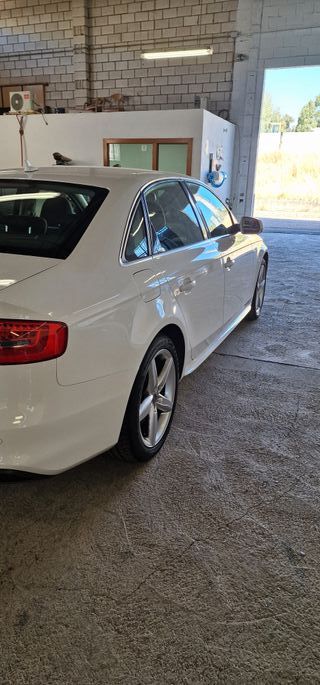 Audi A4 2015 150 cv s line