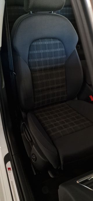 Audi A4 2015 150 cv s line