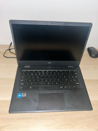 Portátil Acer Negro + Ratón y Cargador