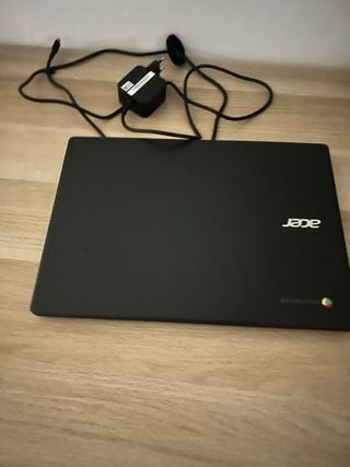 Portátil Acer Negro + Ratón y Cargador