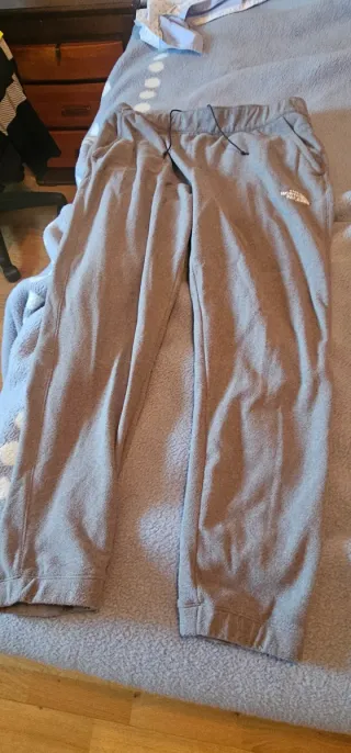 Pantalón chándal The North Face gris