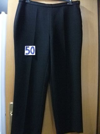 Pantalones negros talla 50 y 52