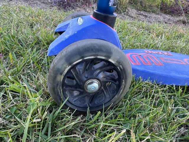 2 Patinetes Micro Maxi.