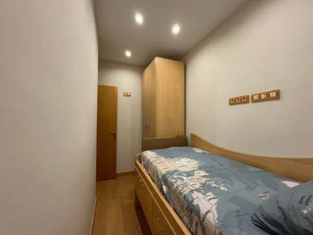 Muebles habitación: Armario, Cama y Arcón