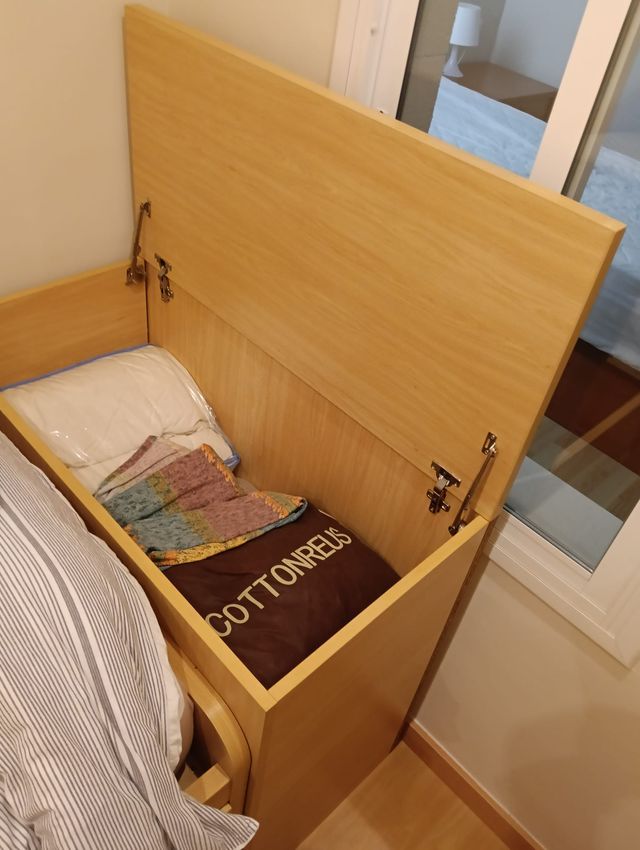 Muebles habitación: Armario, Cama y Arcón