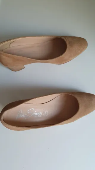 Zapatos de tacón ante beige