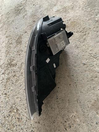 Faro Seat León