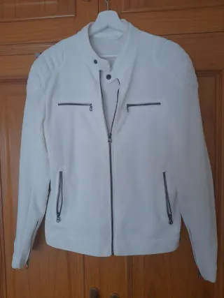 Chaqueta chico blanca