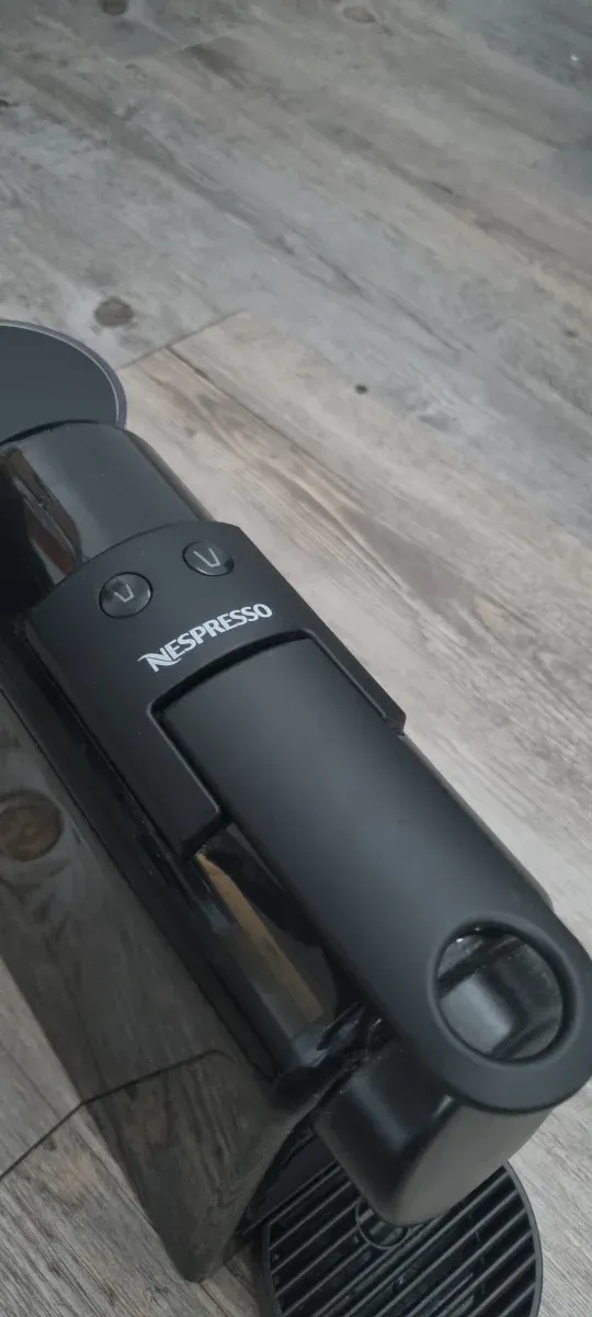 Cafetera Nespresso Magimix Mini Negra