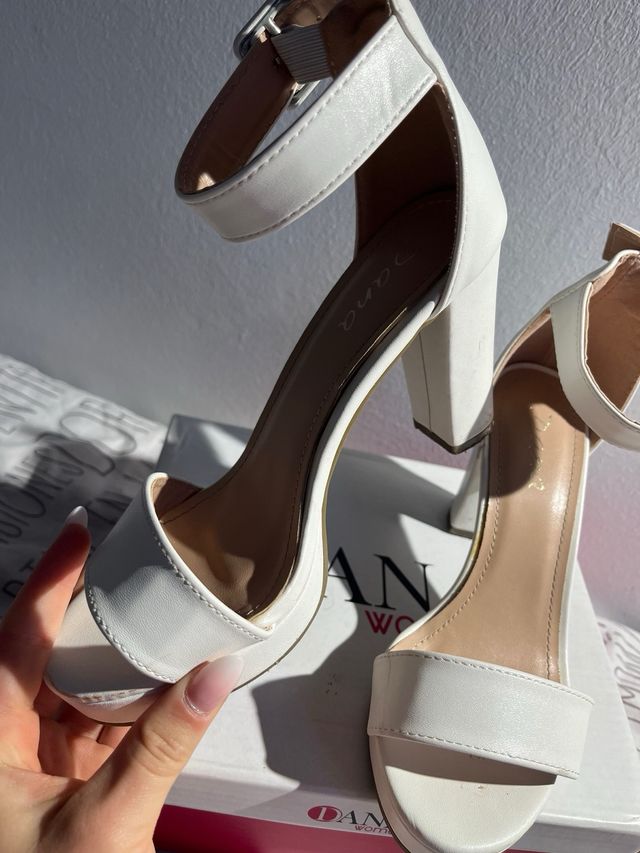 Tacones blancos Dana talla 36