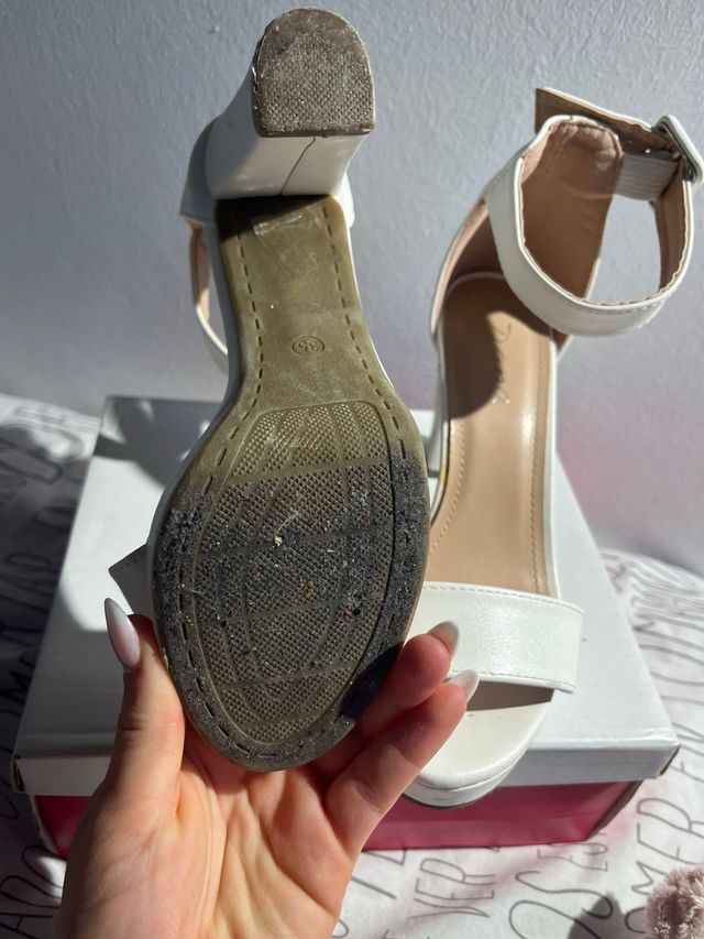 Tacones blancos Dana talla 36