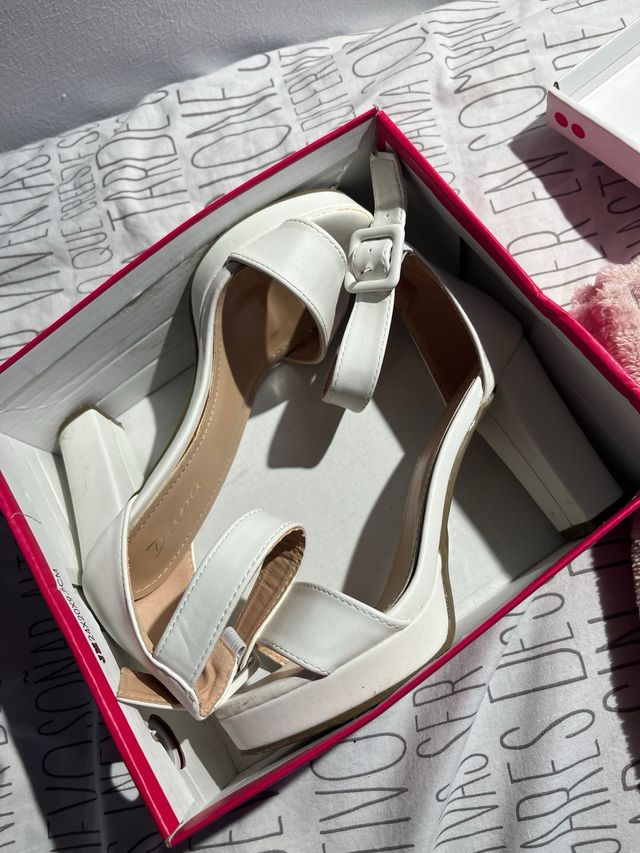 Tacones blancos Dana talla 36