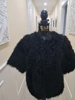 Abrigo negro pelo mujer 