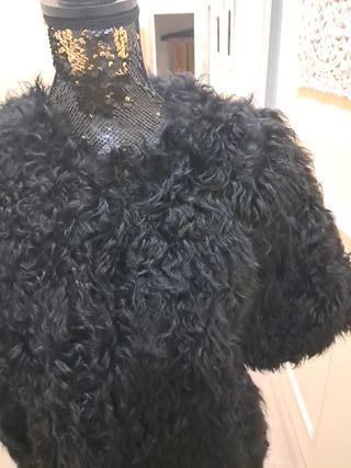 Abrigo negro pelo mujer 