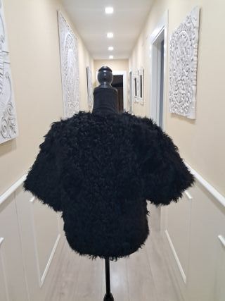 Abrigo negro pelo mujer 
