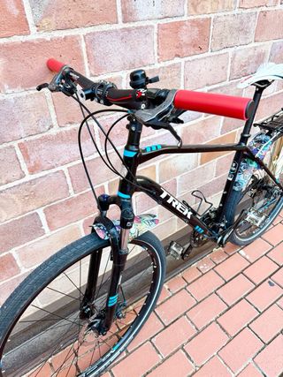 TREK Dual Sport 8.3 DS. Talla L