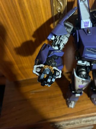 Masterpiece Shockwave Figura Coleccionista