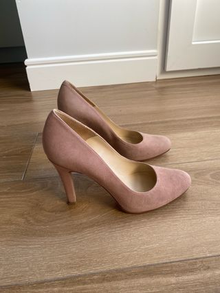 Zapatos de tacón Unisa rosas maquillaje