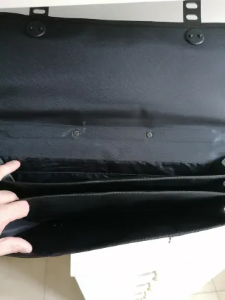 Borsa porta documenti MH WAY nera con maniglia