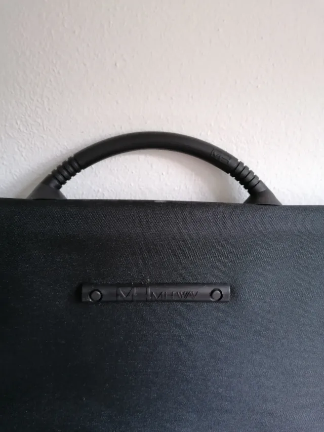 Borsa porta documenti MH WAY nera con maniglia