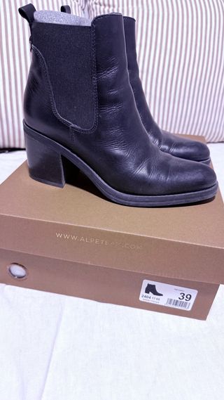Botines piel Alpe Woman Talla 39 Negros
