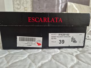 Sandalias plataforma beige y amarillo