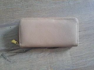 Monedero Michael Kors Beige y Dorado